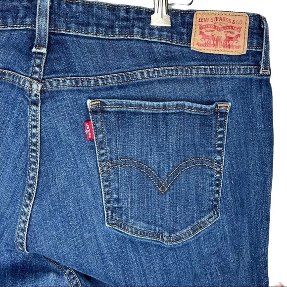 Levi’s Mid Rise Medium Wash 415 Relaxed Bootcut Jean Size 20W Plus Size - Picture 6 of 15